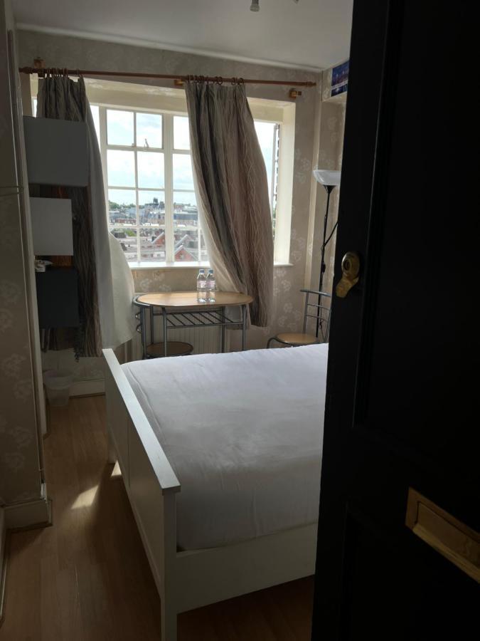 Super Located Studio In South Ken At Chelsea Cloister London Exterior foto